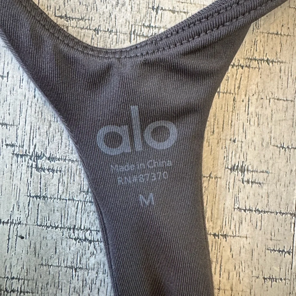 Alo Sleek Back Bodysuit - Medium